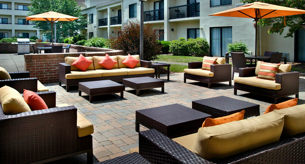 Courtyard By Marriott Pittsburgh Airport Otel Coraopolis Dış mekan fotoğraf
